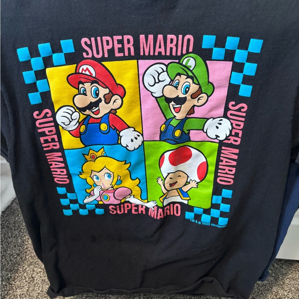 Lot of (3) Super Mario Graphic T-Shirts